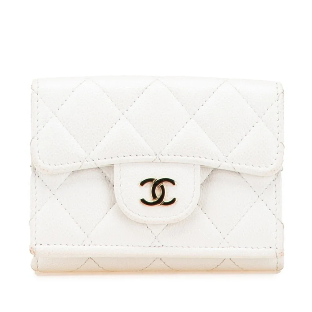 CHANEL Authentic White Caviar Leather Logo Wallet